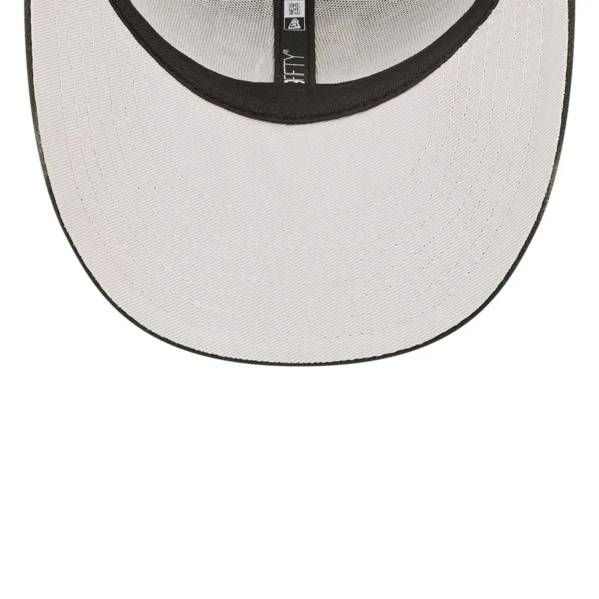 Pictured is this Boston Red Sox Black Low Profile 59FIFTY Fitted Cap 2
