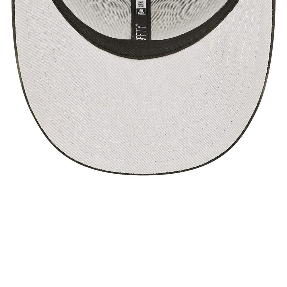 Pictured is this Boston Red Sox Black Low Profile 59FIFTY Fitted Cap 2