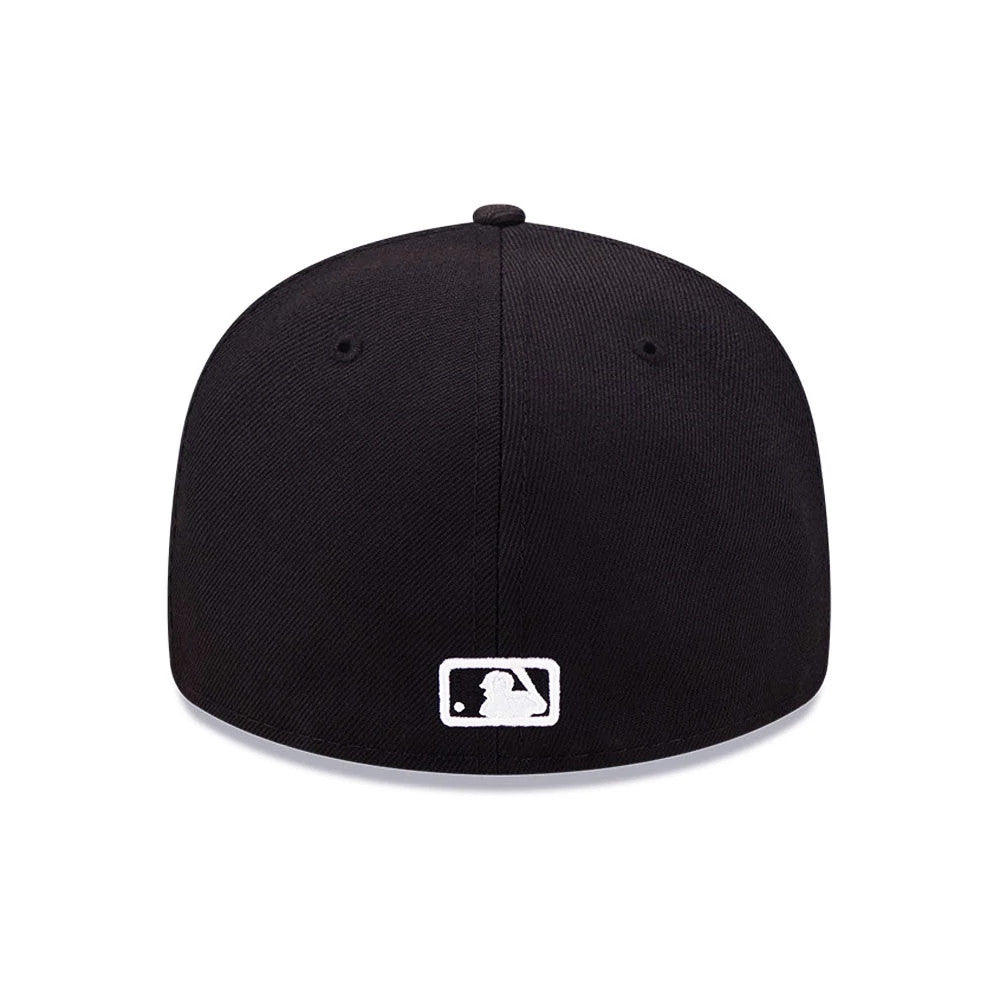Pictured is this Cincinnati Reds Black Low Profile 59FIFTY Fitted Cap 7