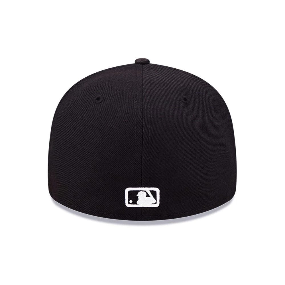 Pictured is this Cincinnati Reds Black Low Profile 59FIFTY Fitted Cap 7