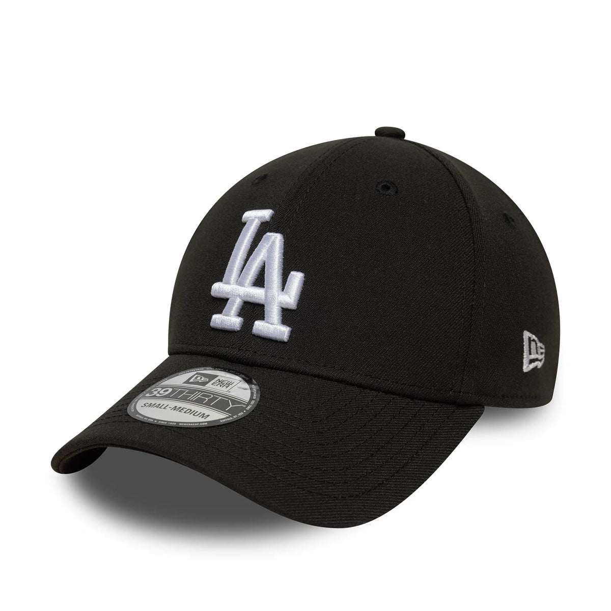 LA Dodgers MLB Black New Era 39THIRTY Stretch Fit Cap, three-quarter view showing a white raised embroidery LA logo on the front panel, black curved visor with a 39THIRTY size sticker, and New Era flag logo on the left side.