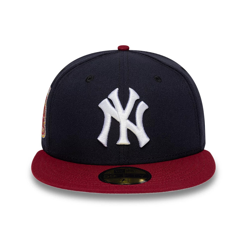 New York Yankees MLB Cooperstown Navy & Dark Red New Era 59FIFTY Fitted Cap, front view showing the white embroidered Yankees logo on the navy front panel, with a dark red flat visor and a gold 59FIFTY size sticker centred underneath.