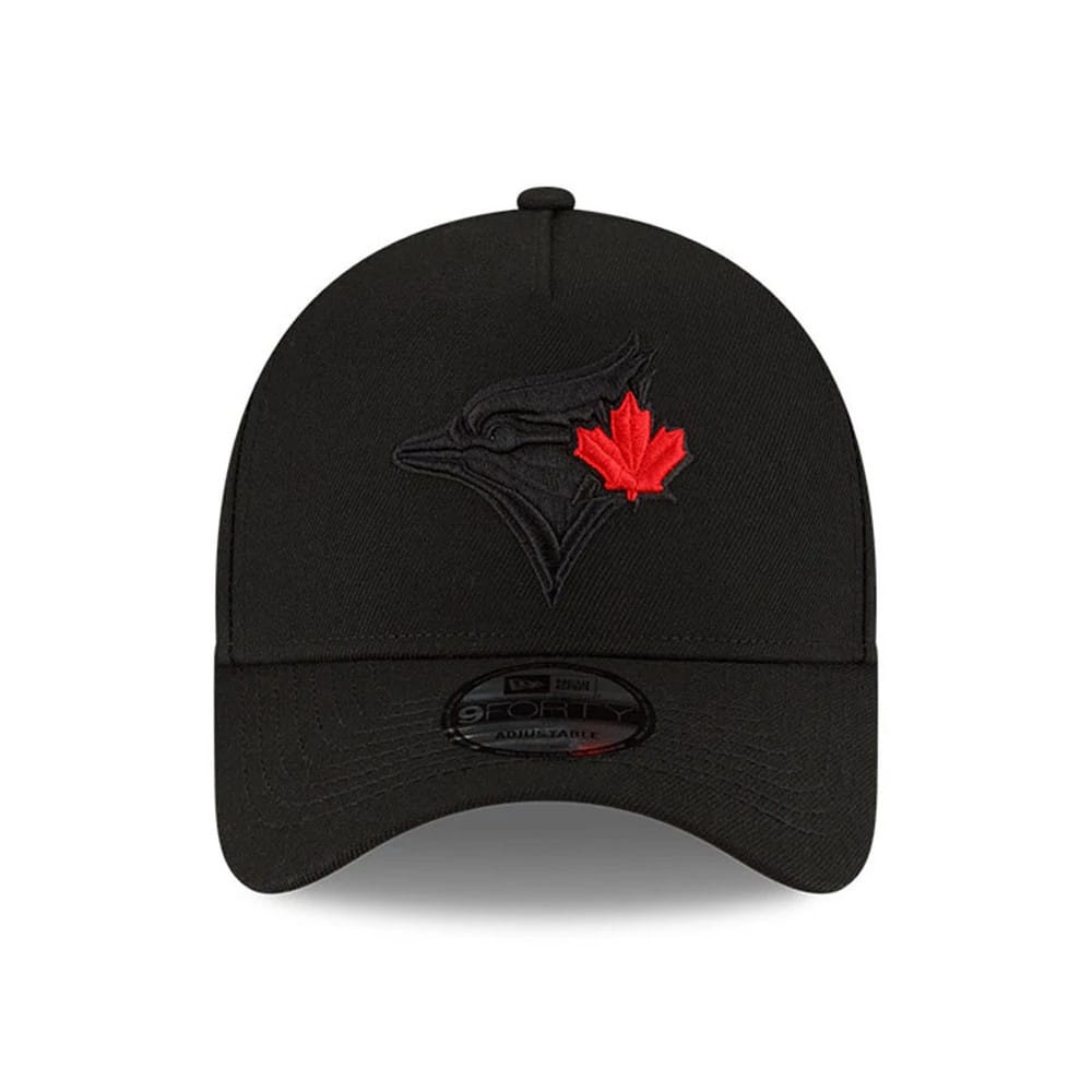 Toronto Blue Jays MLB Cooperstown Black New Era 9FORTY A-Frame Cap, front view showing a black and red embroidered Blue Jays logo with a maple leaf on the front panel, a curved black visor, and a 9FORTY size sticker on the visor.