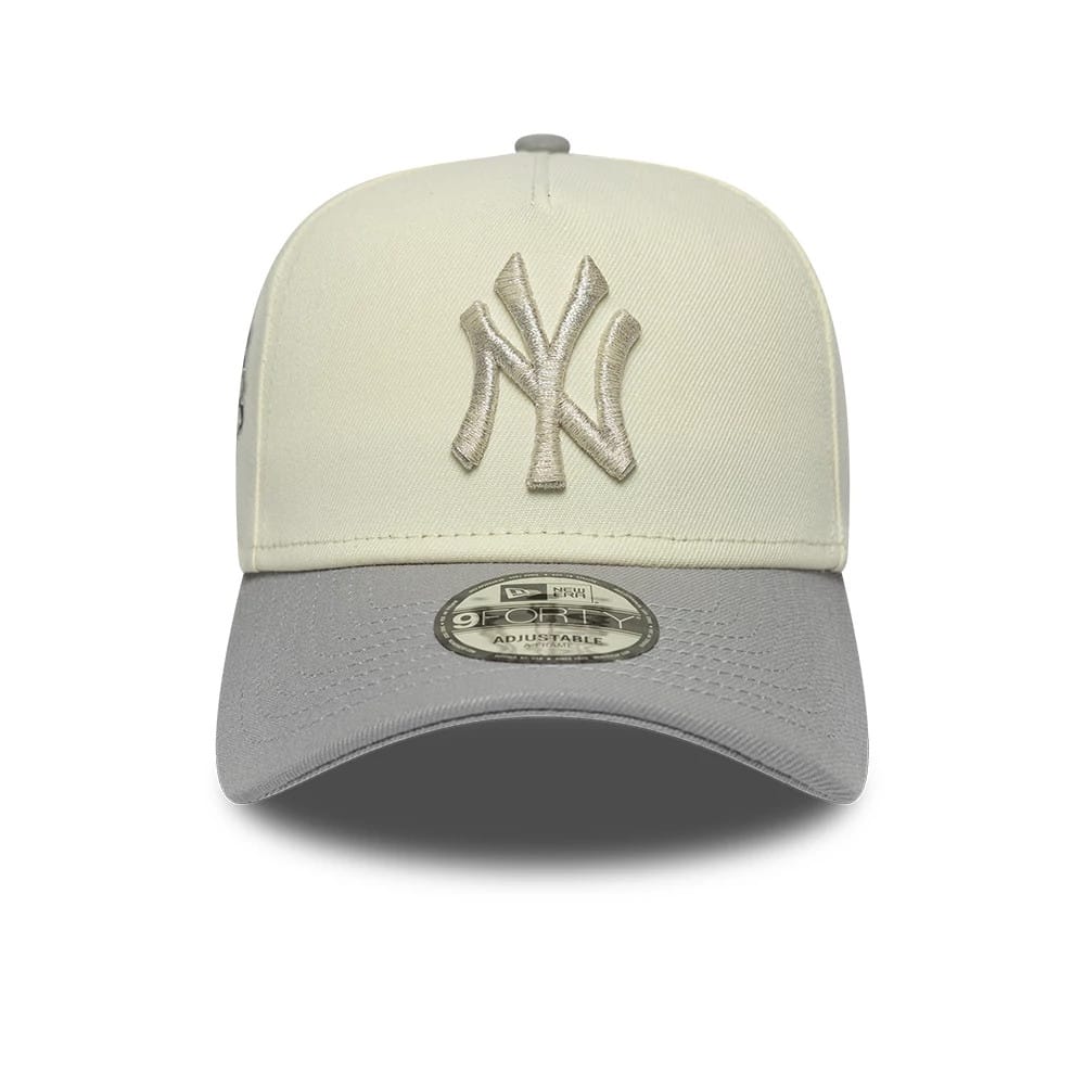 Pictured is this MLB Cooperstown New York Yankees 9FORTY A-Frame cap in white. 2
