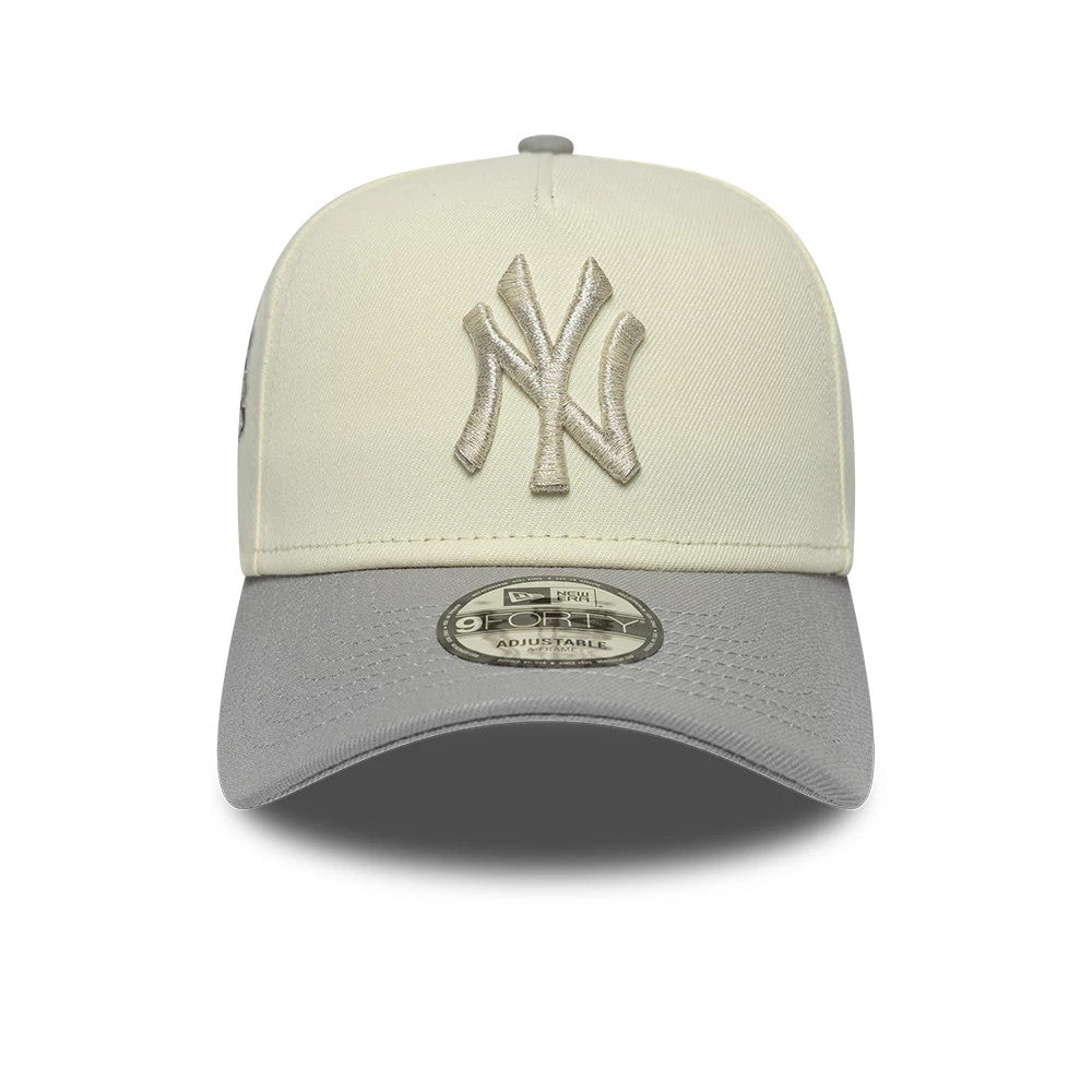 Pictured is this MLB Cooperstown New York Yankees 9FORTY A-Frame cap in white. 2