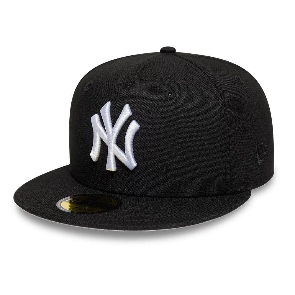 Pictured is this MLB Cooperstown New York Yankees 59FIFTY Fitted cap in black. 4
