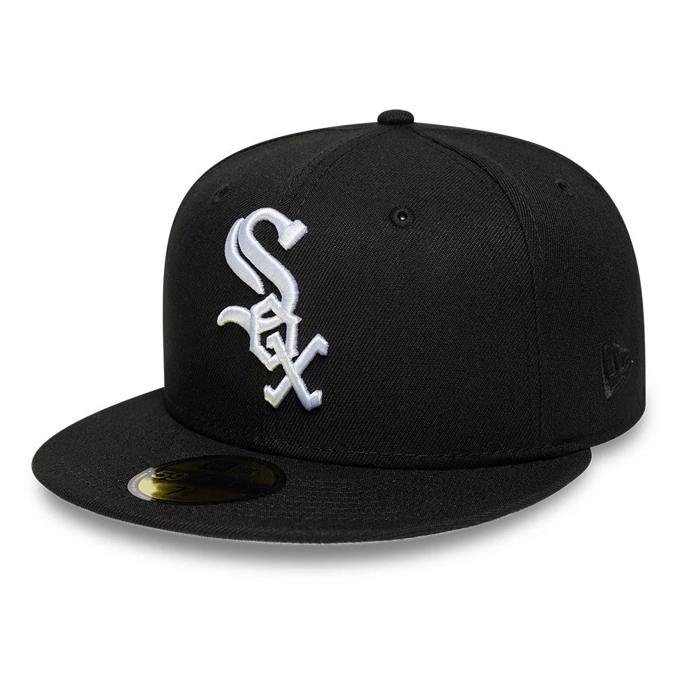 Pictured is this MLB Cooperstown Chicago White Sox 59FIFTY Fitted cap in black. 4