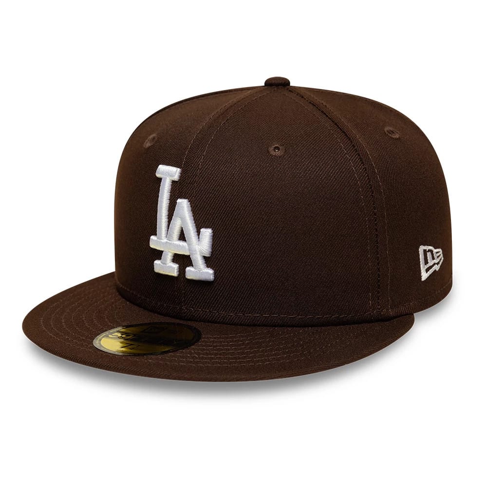 LA Dodgers MLB Dark Brown New Era 59FIFTY Fitted Cap, front view showing the white raised embroidered LA logo on the structured dark brown crown, with a matching dark brown flat visor and a gold 59FIFTY size sticker.