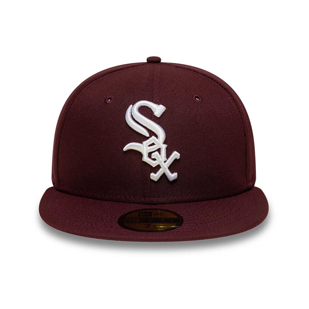 Chicago White Sox MLB Dark Purple New Era 59FIFTY Fitted Cap, front view showing the raised white Sox logo embroidered on the structured dark purple crown, with a matching dark purple flat visor and a gold 59FIFTY size sticker on the visor.