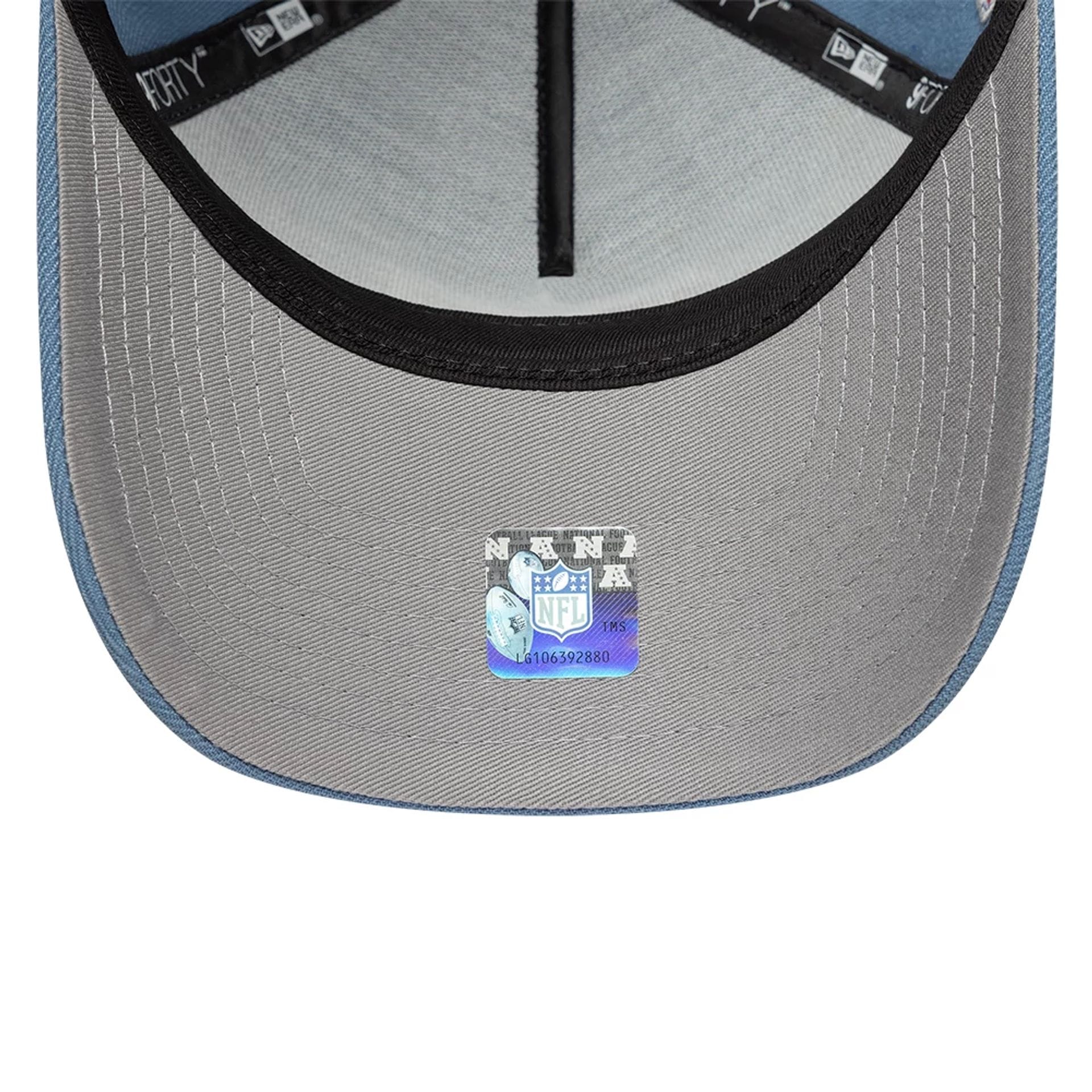 This is a New York Giants NFL Blue 9FORTY A-Frame Adjustable Cap 2