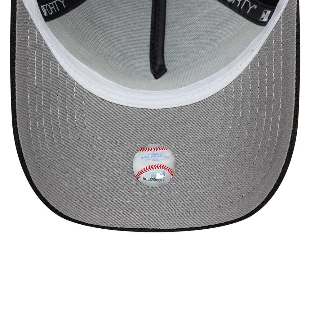 Pictured is this MLB Kanji LA Dodgers 9FORTY A-Frame Adjustable cap in black. 2