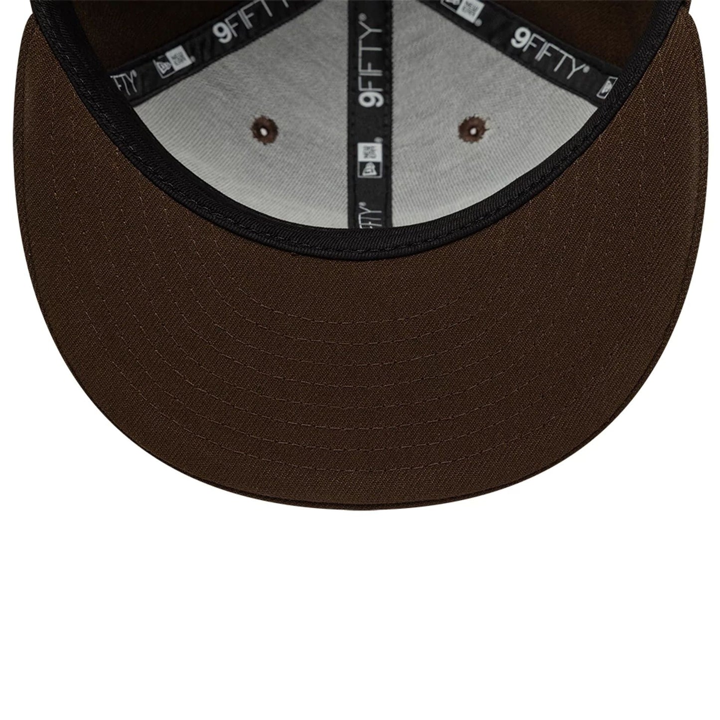 This is a New Era New York Dark Brown 9FIFTY Snapback Adjustable Cap 7