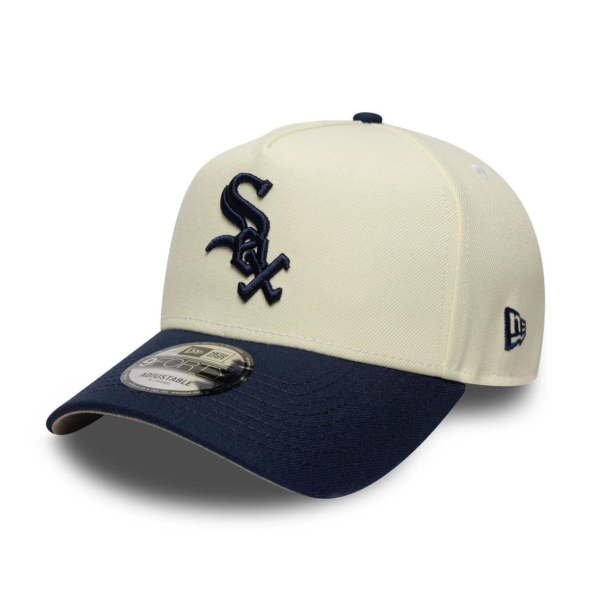 Chicago White Sox MLB Chrome Blue Contrast Cream New Era 9FORTY A-Frame Adjustable Cap, front view showing a raised navy 'Sox' logo embroidered on the cream front panel, a navy curved visor with a 9FORTY size sticker.
