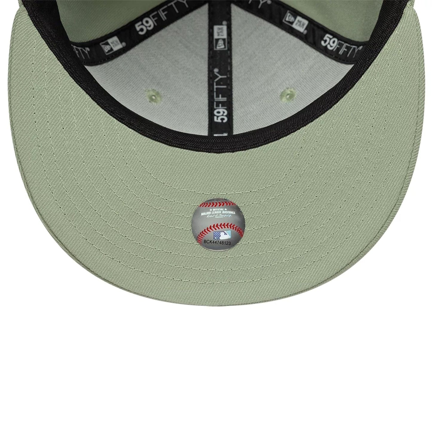 This is a New York Yankees MLB Pastel Green 59FIFTY Fitted Cap 7