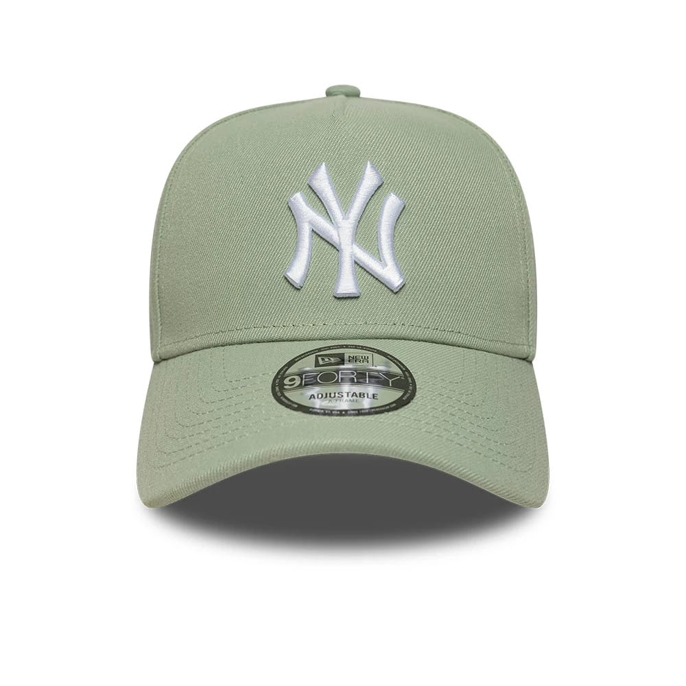 This is a New York Yankees MLB Pastel Green 9FORTY A-Frame Adjustable Cap 2