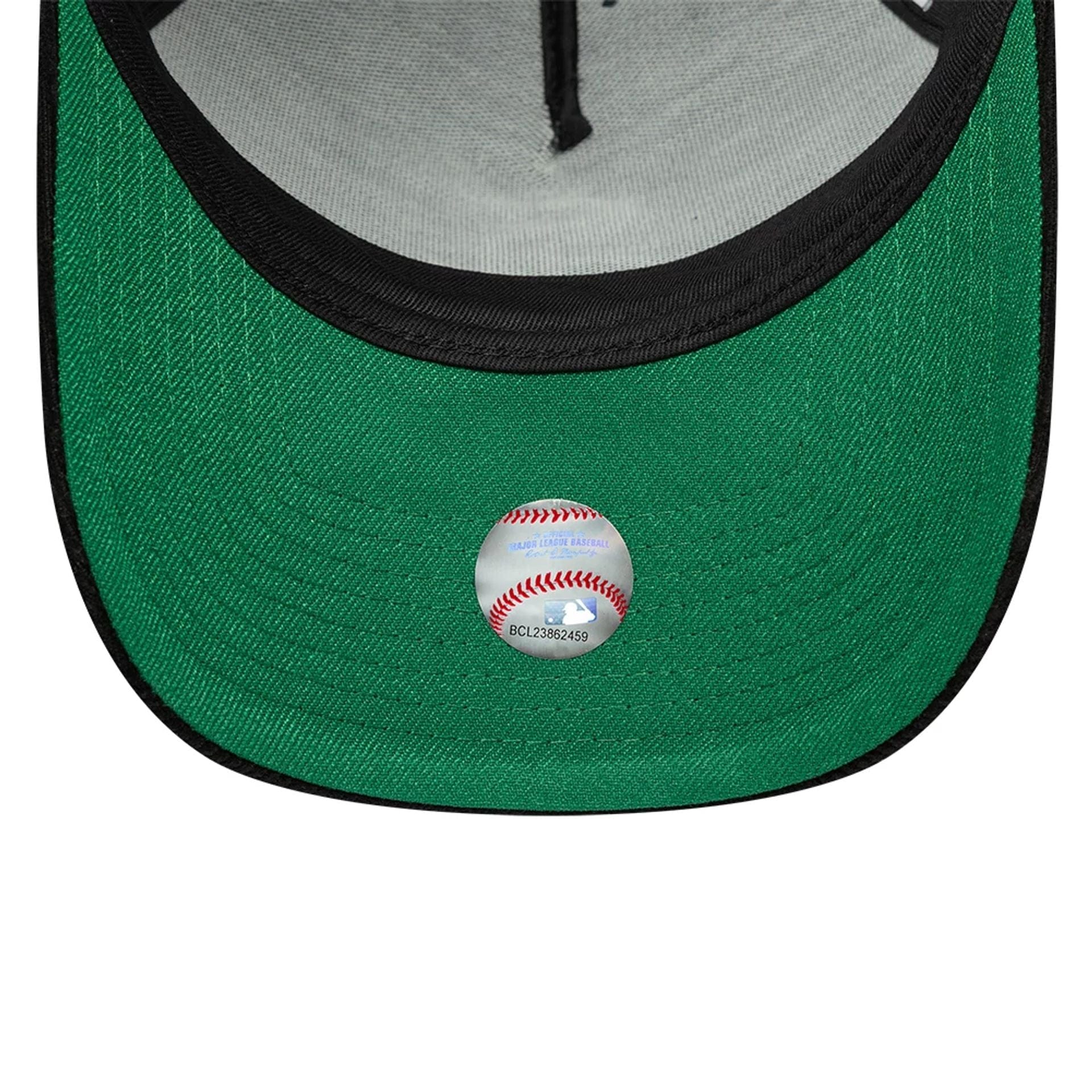 This is a Chicago White Sox MLB Cord Black 9FORTY A-Frame Adjustable Cap 2