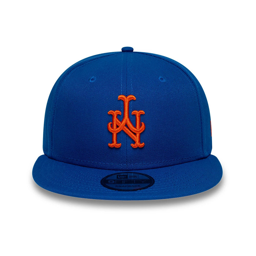 New York Mets MLB Upside Down Blue New Era 9FIFTY Snapback Cap, front view showing the orange raised embroidered NY logo centred on the structured blue crown, with a black 9FIFTY size sticker on the flat blue visor.