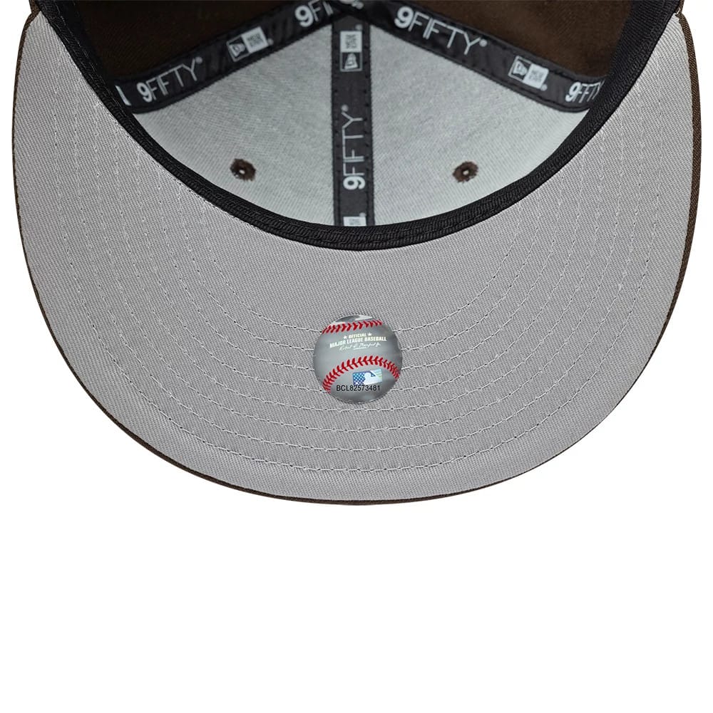 Pictured is this MLB Kanji LA Dodgers 9FIFTY Snapback Adjustable cap in dark brown. 2