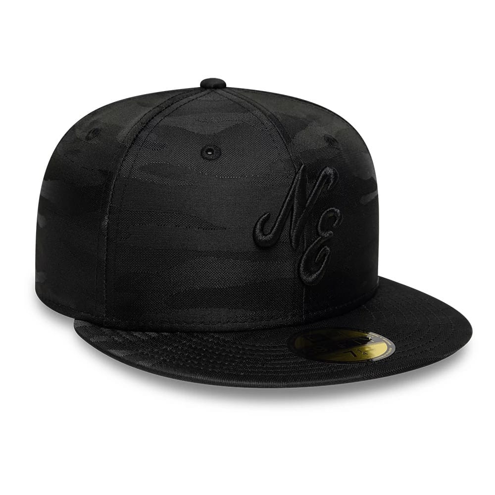 Pictured is this New Era Camo 59FIFTY Fitted cap in black. 3