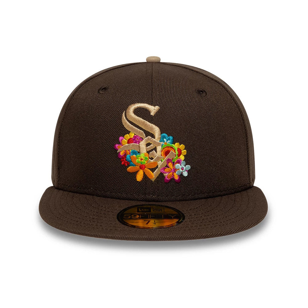 Pictured is this MLB Floral Chicago White Sox 59FIFTY Fitted cap in dark brown. 3