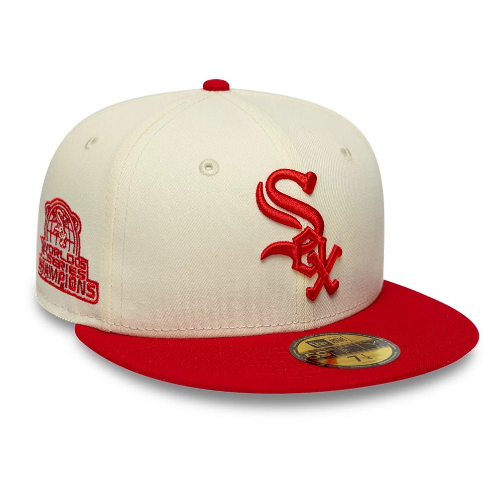 Chicago White Sox MLB Chrome Scarlet Cream New Era 59FIFTY Fitted Cap, front view showing the raised red embroidered Sox logo on the cream-coloured front panels, red visor with a gold 59FIFTY size sticker.