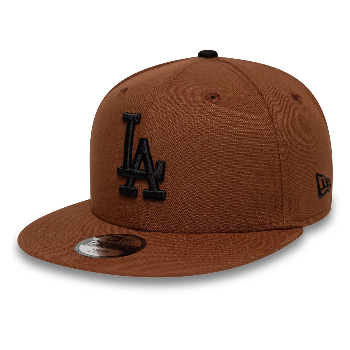 Pictured is this Youth MLB Tiramisu LA Dodgers 9FIFTY Snapback cap in brown. 4