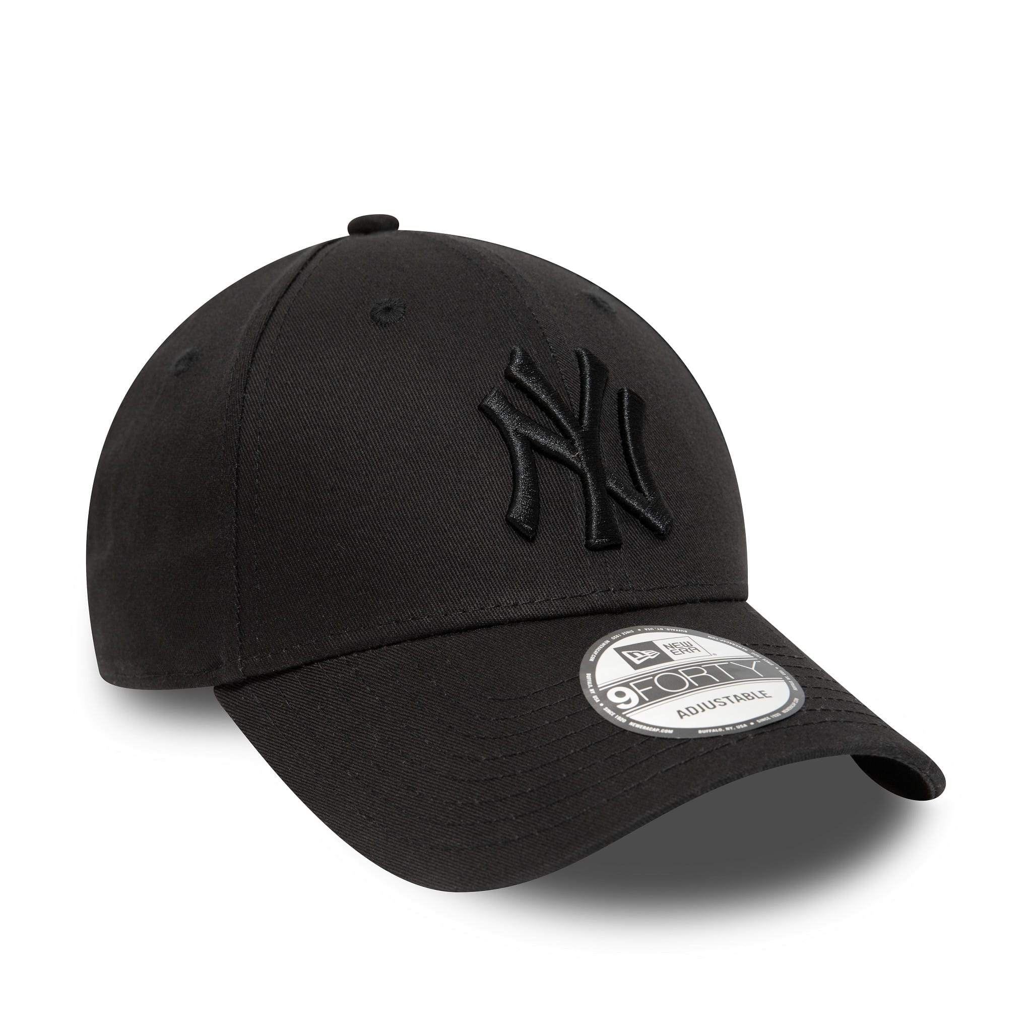 This is a New York Yankees Essential Black on Black 9FORTY Cap 3