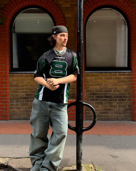 Slide 1:TEAMPLAYER-STYLE