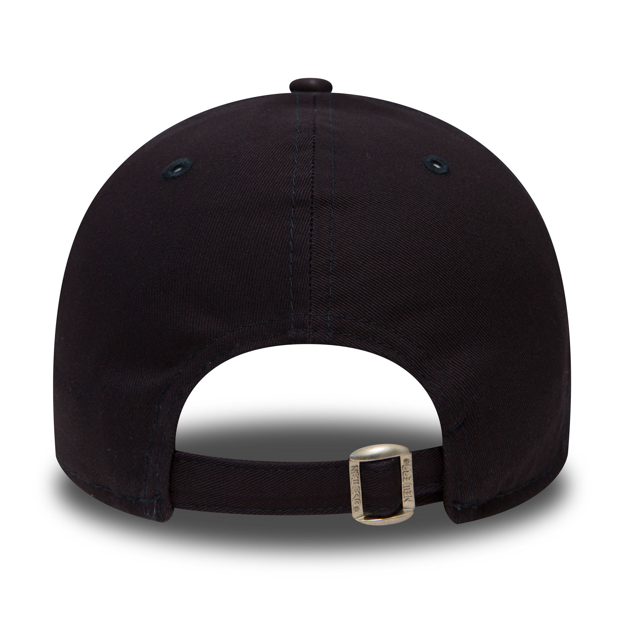 This is a New York Yankees Essential Navy 9FORTY Cap 2