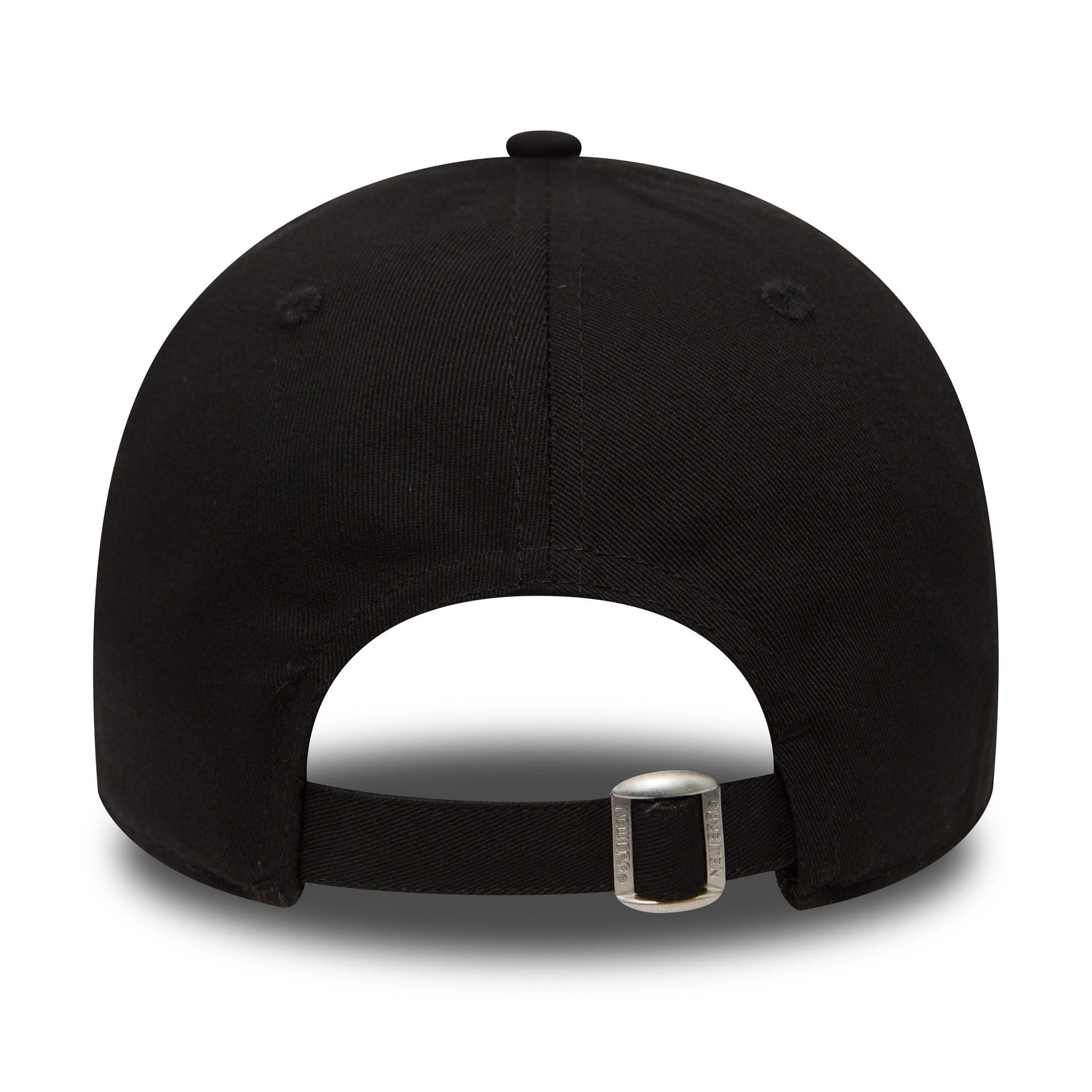 This is a New York Yankees Essential Black 9FORTY Cap 4