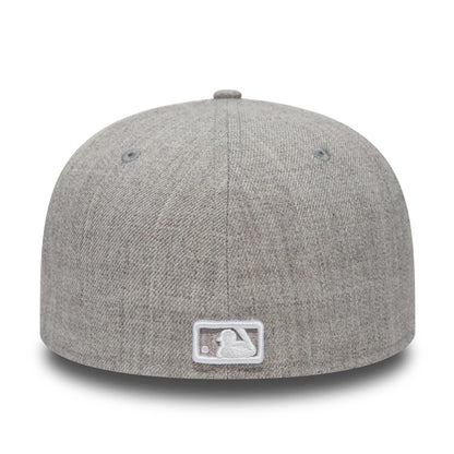This is a New York Yankees Essential Heather Grey 59FIFTY Cap 4