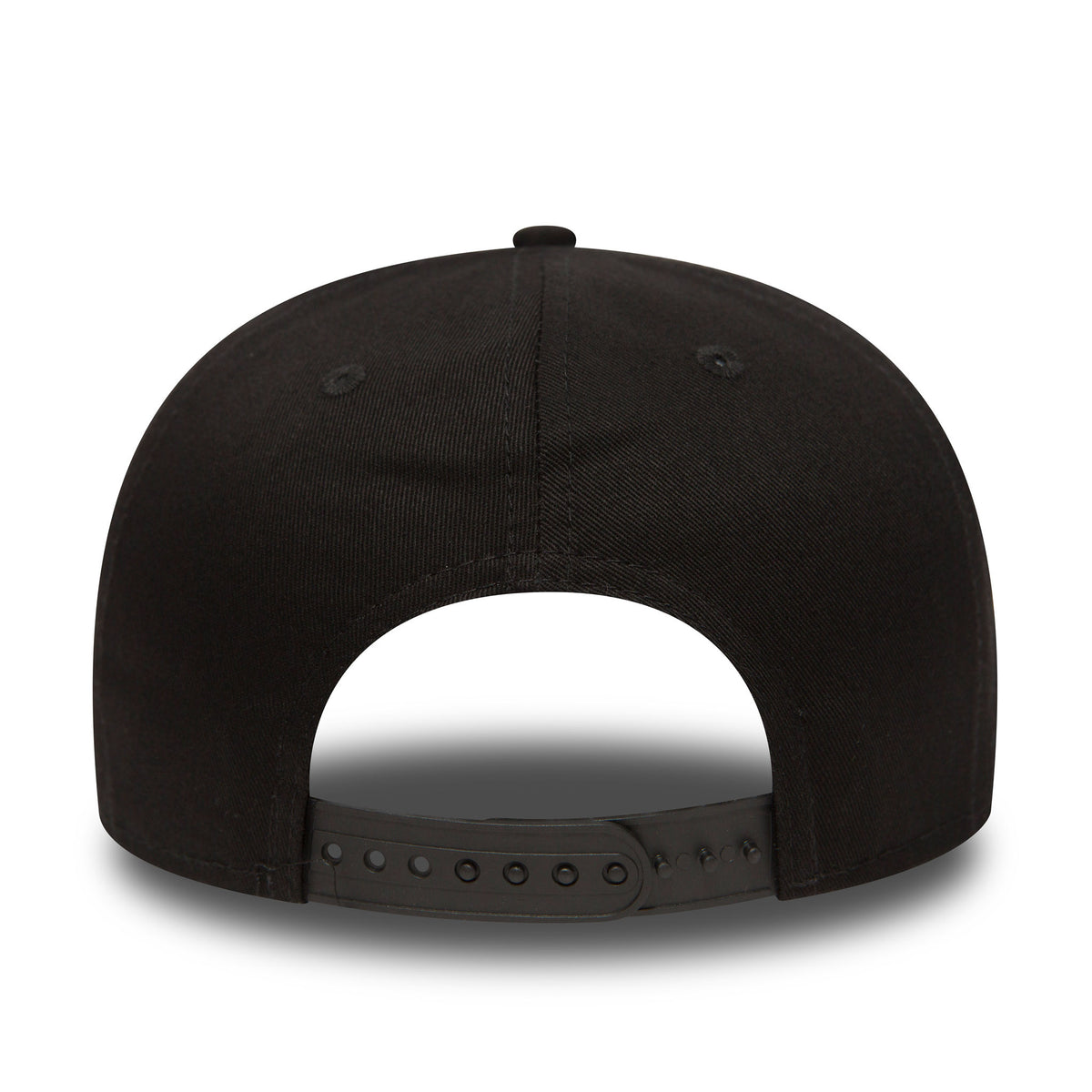 New York Yankees Black New Era 9FIFTY Cap, rear view showing the absence of a back logo, a structured black crown with eyelets, and a black adjustable snap closure at the lower edge.