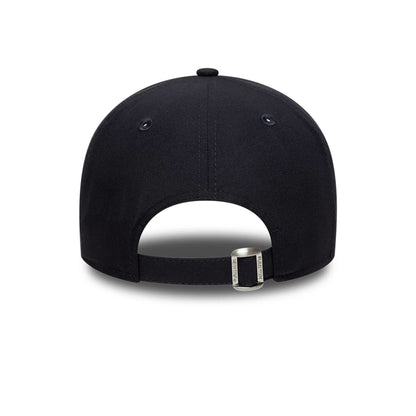 This is a New York Yankees Flawless Navy 9FORTY Cap 4
