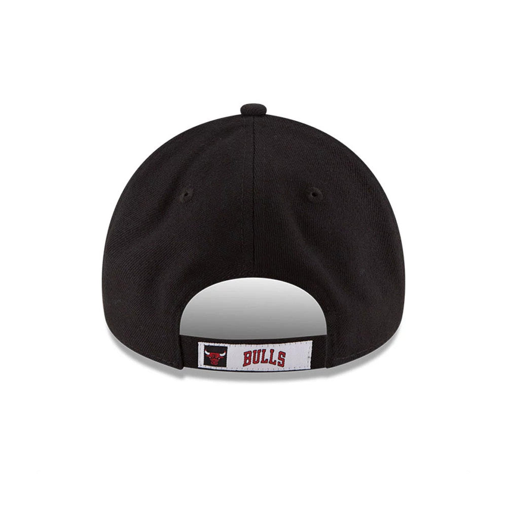 This is a Chicago Bulls Youth The League NBA Black 9FORTY Adjustable Cap 4