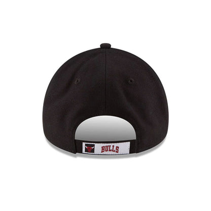 This is a Chicago Bulls Youth The League NBA Black 9FORTY Adjustable Cap 4