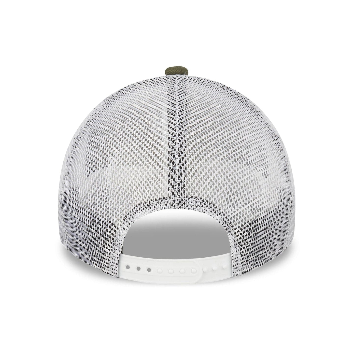 This is a New York Yankees Khaki A-Frame Trucker Cap 4