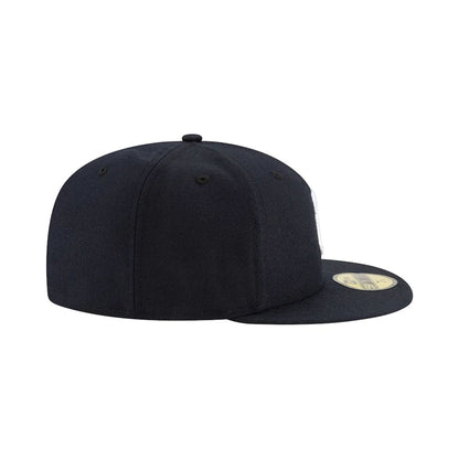 This is a New York Yankees Authentic On Field Game Navy 59FIFTY Cap 4
