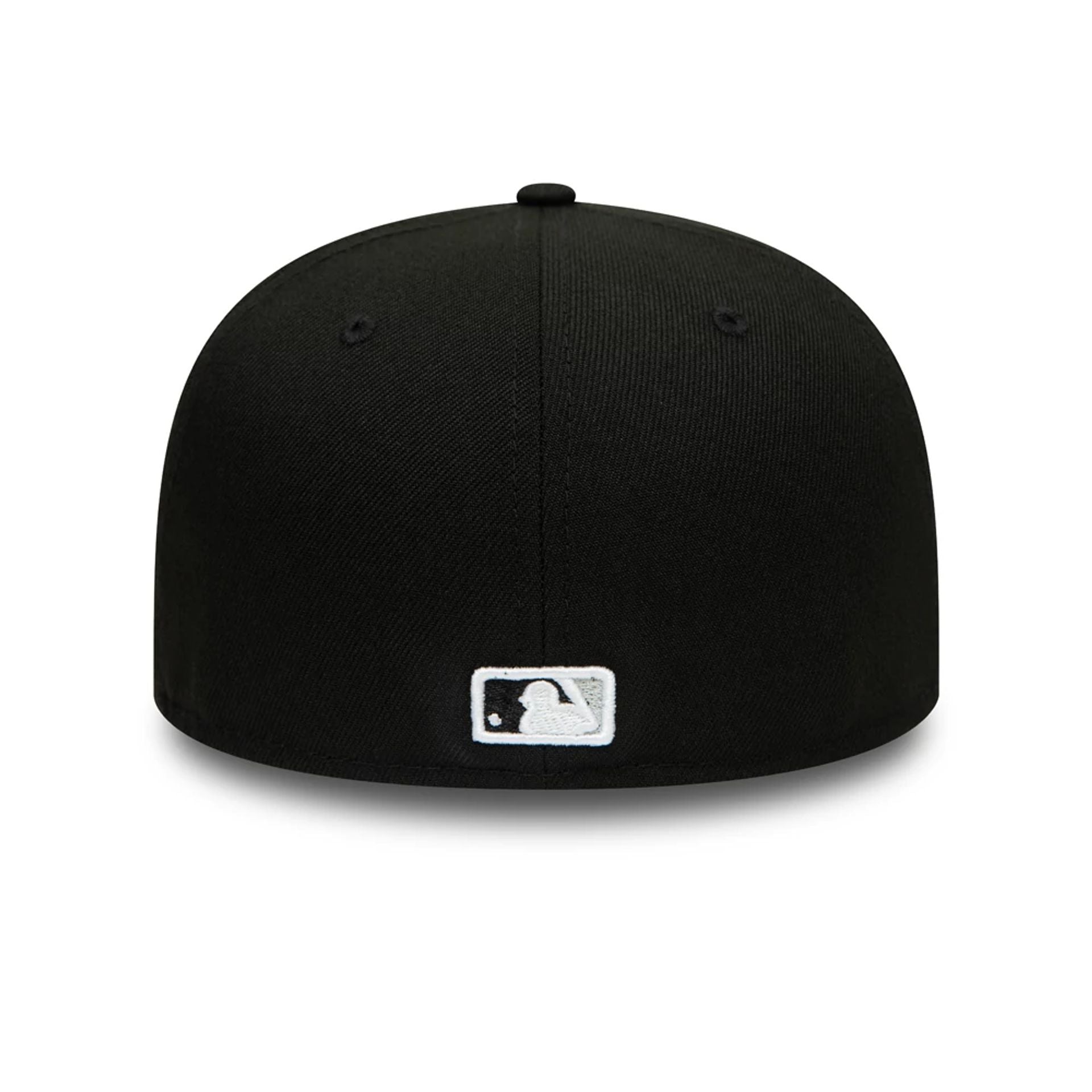 This is a Chicago White Sox Authentic On Field Game Black 59FIFTY Cap 2