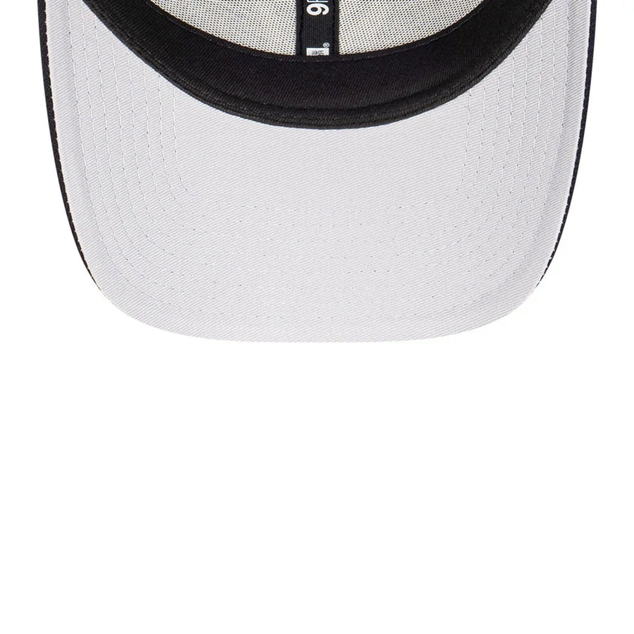 Pictured is this MLB Premium Felt New York Yankees 9FORTY cap in navy. 2