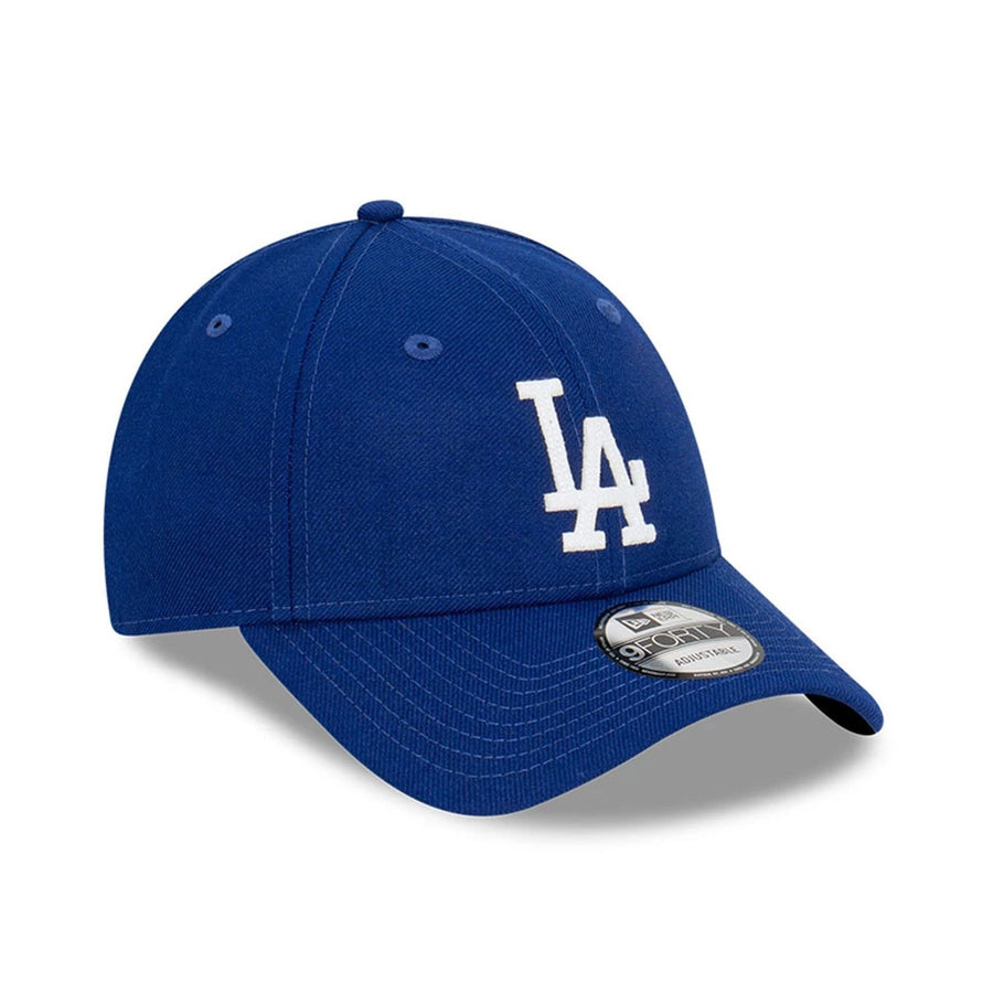 Pictured is this MLB Premium Felt LA Dodgers 9FORTY cap in dark blue. 4