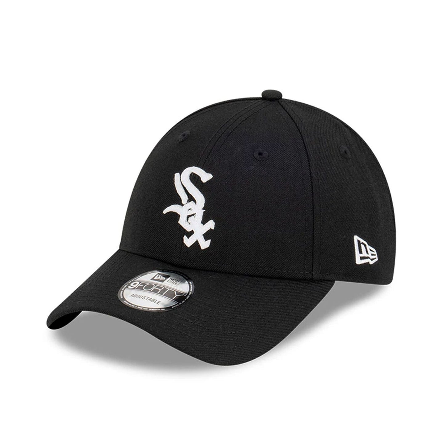 This is a Chicago White Sox MLB Premium Felt Black 9FORTY Adjustable Cap 1