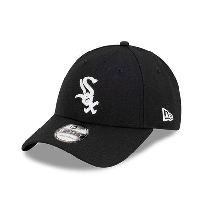 This is a Chicago White Sox MLB Premium Felt Black 9FORTY Adjustable Cap 1