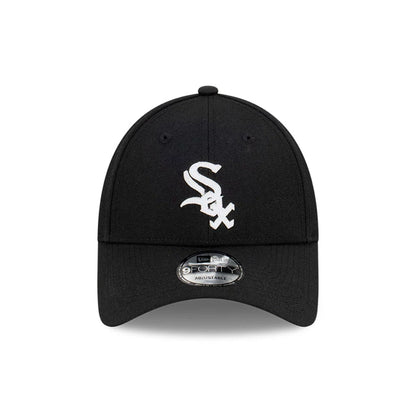 This is a Chicago White Sox MLB Premium Felt Black 9FORTY Adjustable Cap 4