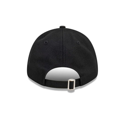 This is a Chicago White Sox MLB Premium Felt Black 9FORTY Adjustable Cap 7