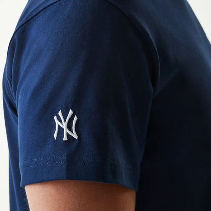 The Male model is wearing New York Yankees MLB 59FIFTY Pack Cloud Blue T-Shirt 5
