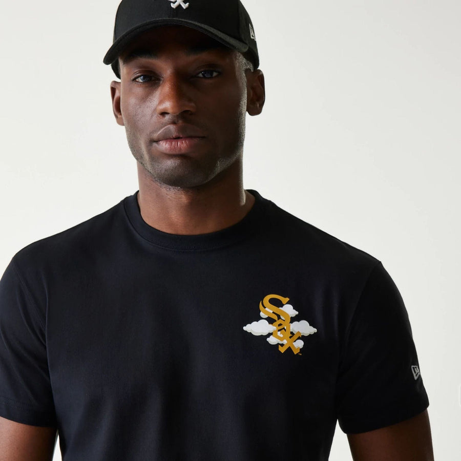 The Male model is wearing Chicago White Sox MLB 59FIFTY Pack Cloud Black T-Shirt 3