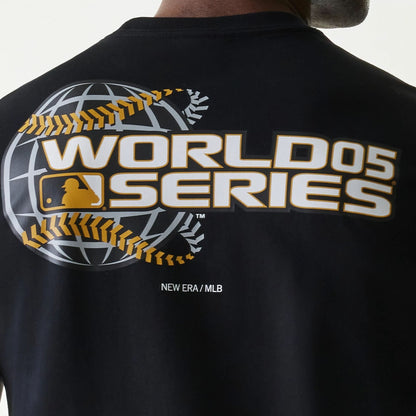 The Male model is wearing Chicago White Sox MLB 59FIFTY Pack Cloud Black T-Shirt 7