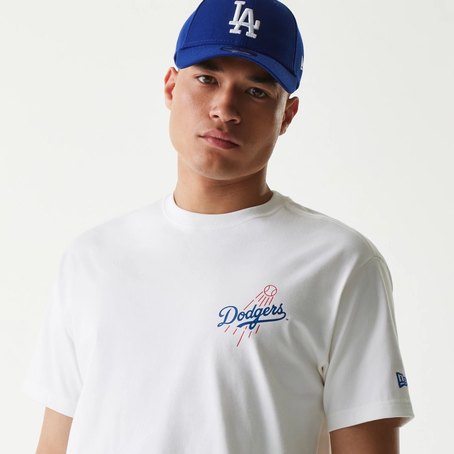 The Male model is wearing LA Dodgers MLB Cheering Food White T-Shirt 6