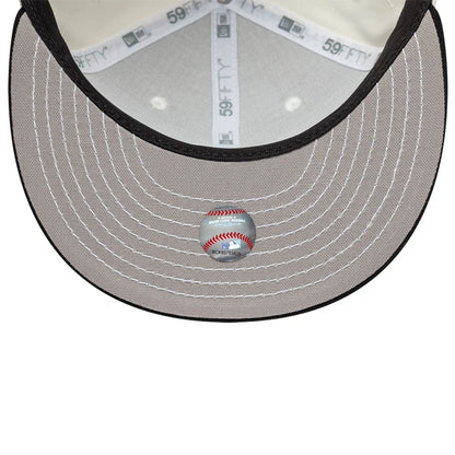 This is a Detroit Tigers MLB Duck Series Black 59FIFTY Fitted Cap 2