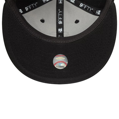 This is a San Francisco Giants MLB X Saint Mxxxxxx Black Retro Crown 9FIFTY Snapback Adjustable Cap 7